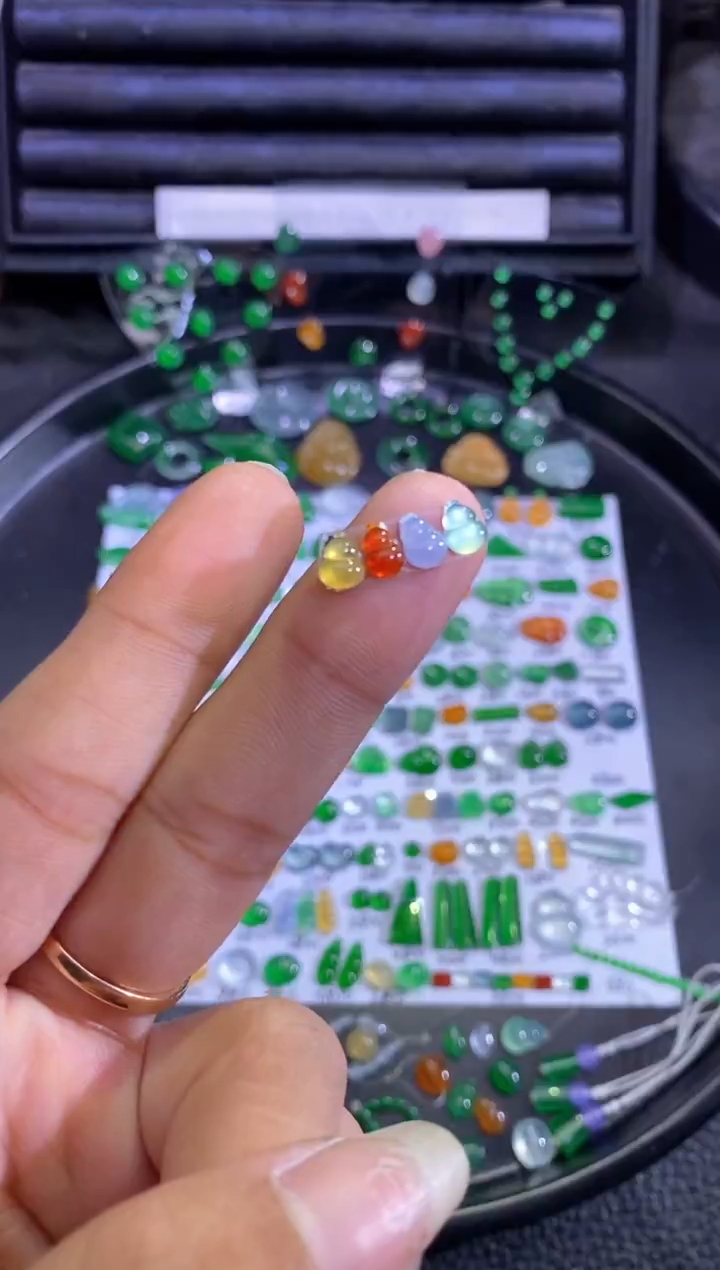 未镶嵌挂件翡翠葫芦