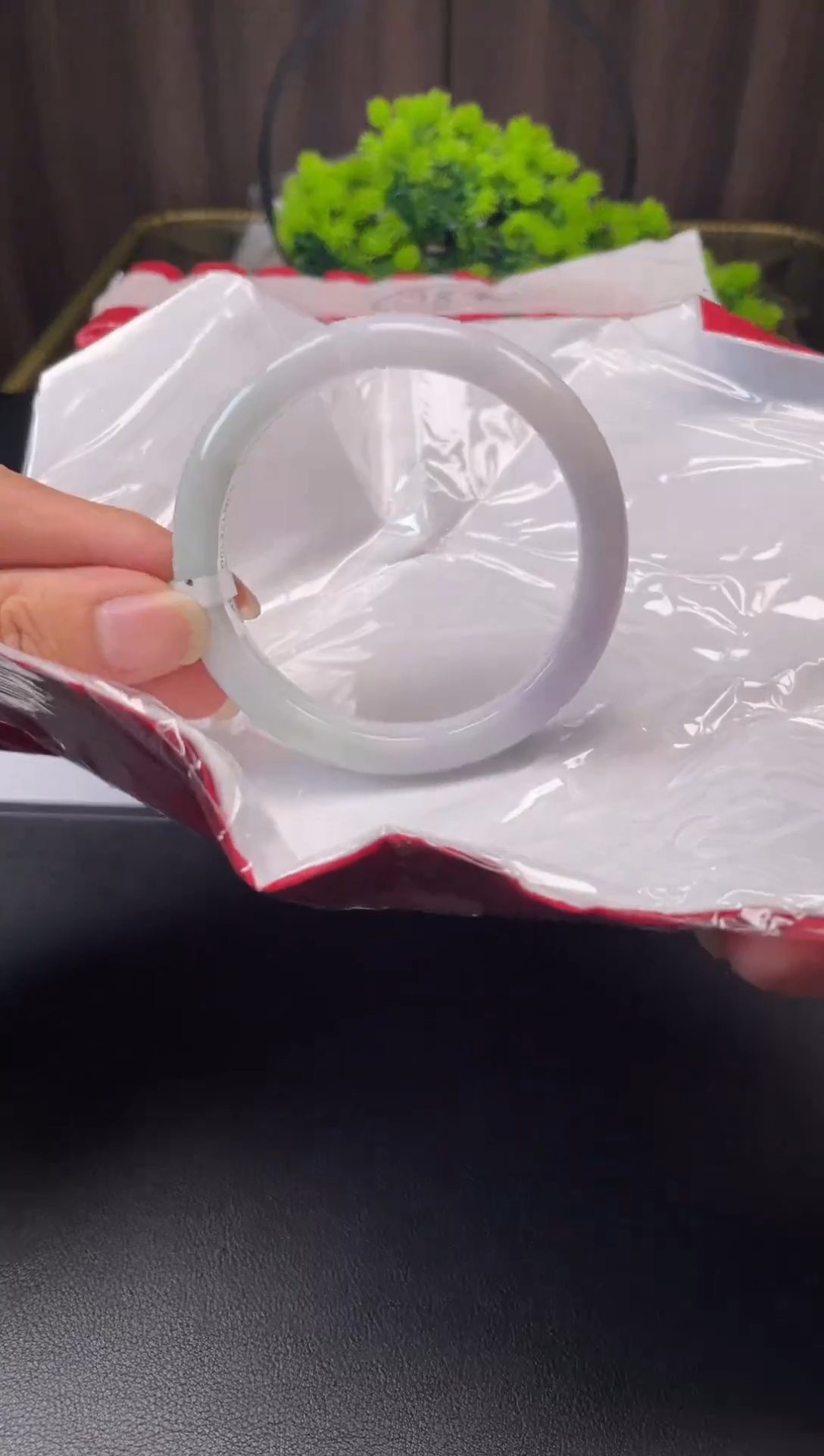 未镶嵌手镯翡翠1982