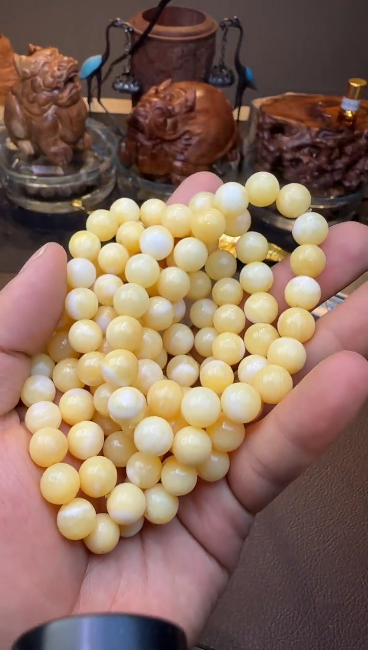 贝壳手串/手链鸡油黄单圈10mm多样性发其一