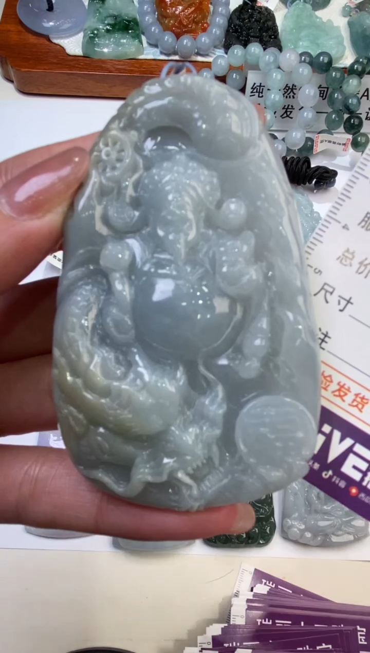 【闪购商品】翡翠颈饰未镶嵌275131