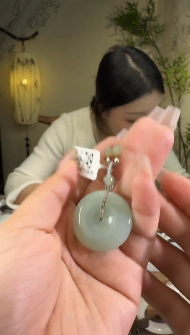 【闪购商品】和田玉颈饰未镶嵌平安扣