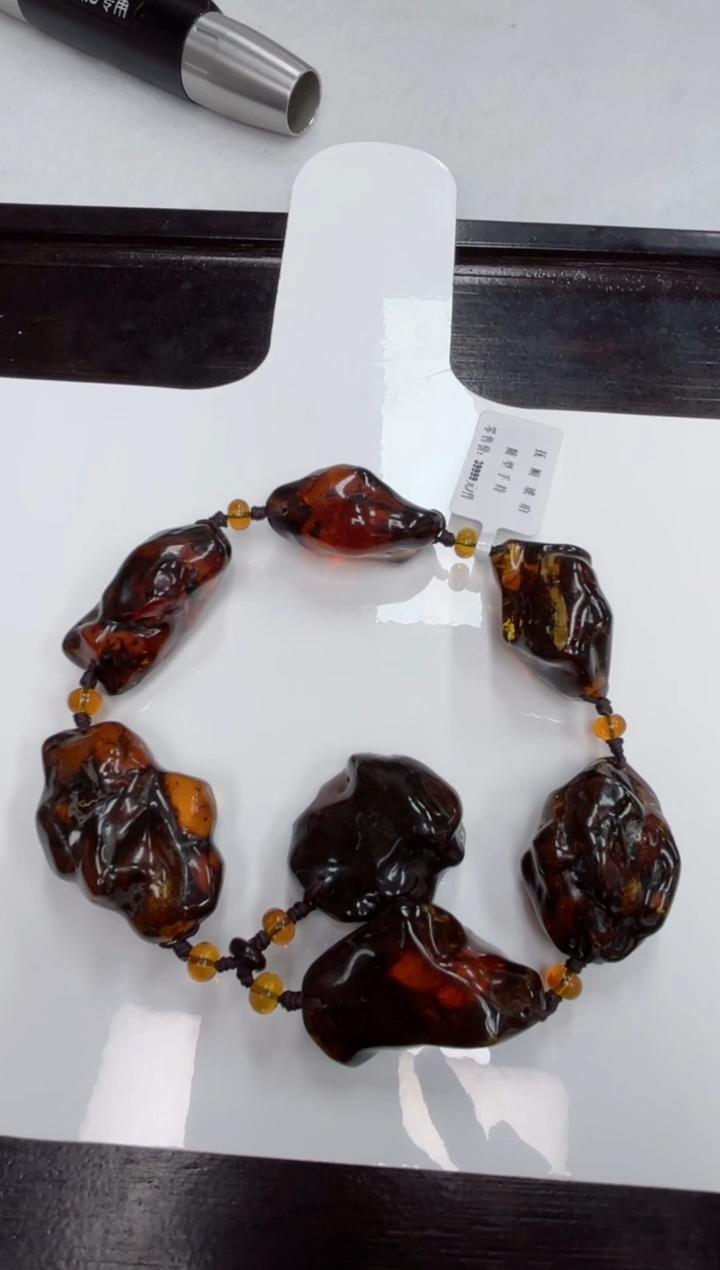 【闪购商品】琥珀裸石未镶嵌抚顺琥珀随型手持1