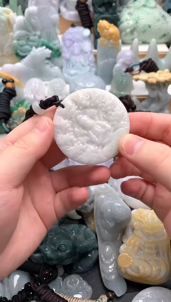 吊坠(不含链)未镶嵌翡翠1