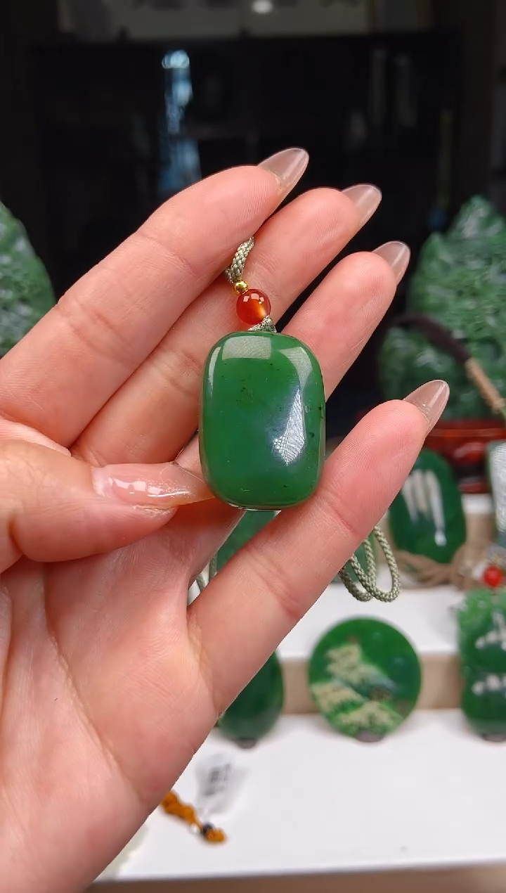 【闪购商品】和田玉挂件未镶嵌1