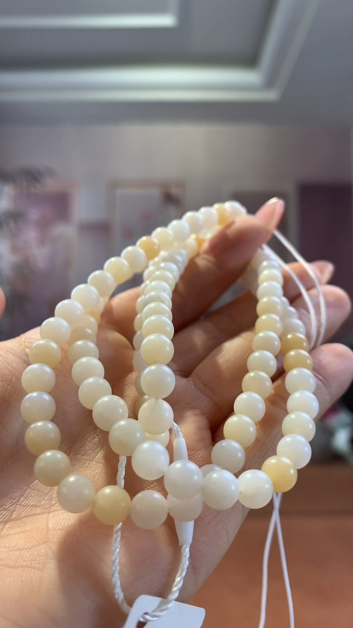 【闪购商品】和田玉手串未镶嵌俄料巴沙糖多圈珠串