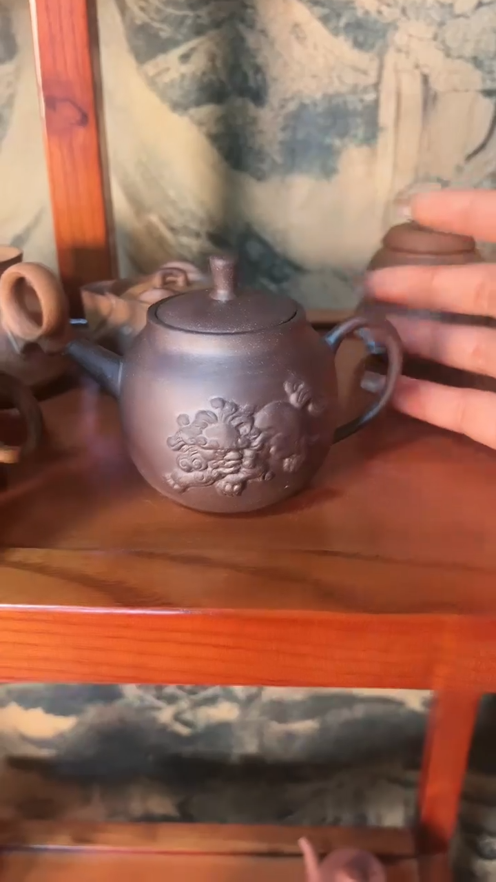 【闪购商品】E06 紫泥麒麟壶全手老岩泥