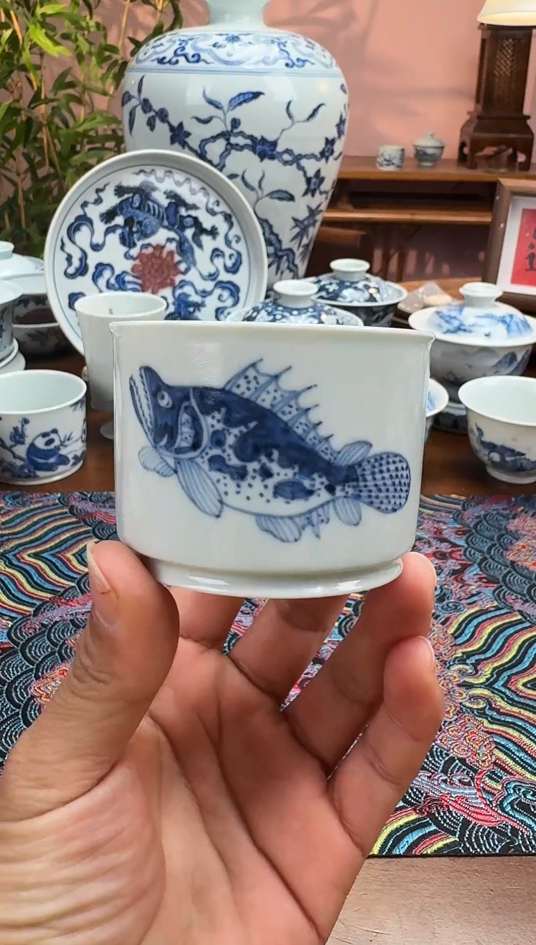 【闪购商品】杯子景德镇手绘鲑鱼直角杯