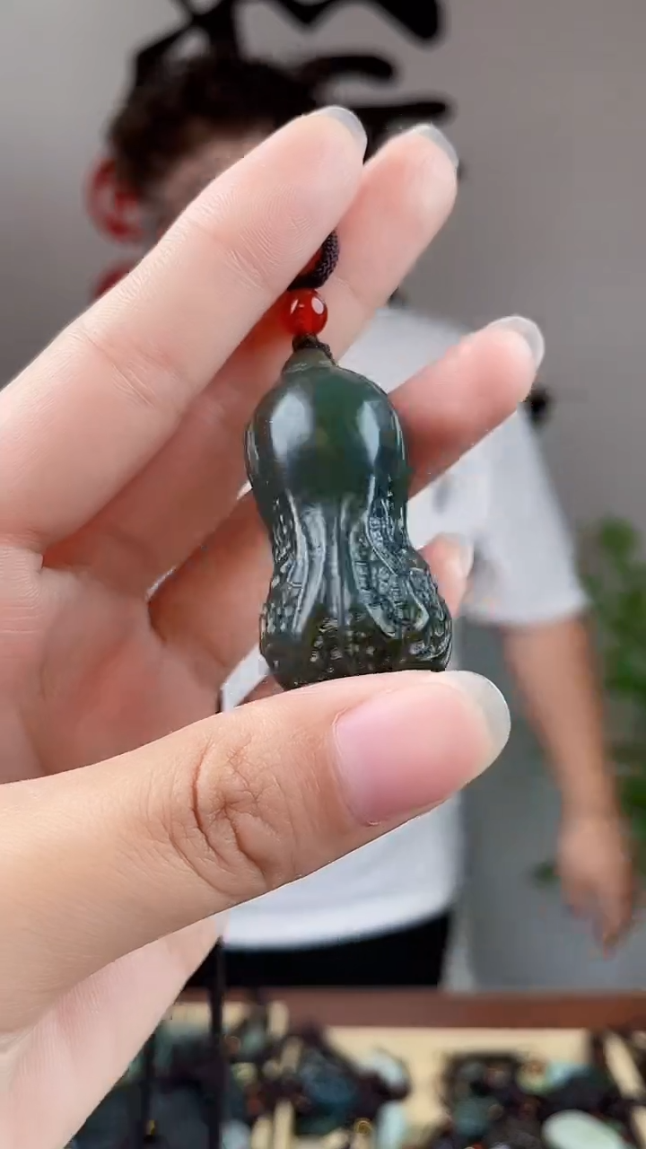 和田玉未镶嵌挂件拍一发一，多样性发货