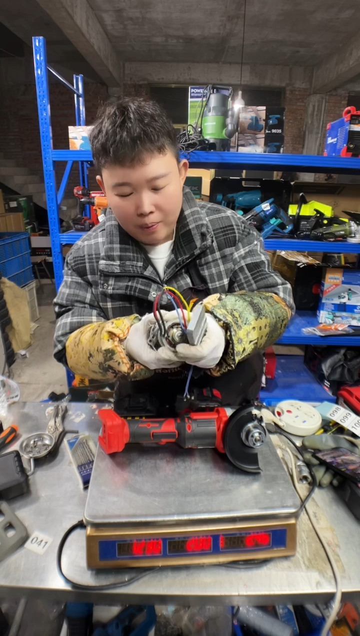 二手工具听讲解看图片下单 没有运费险028角么