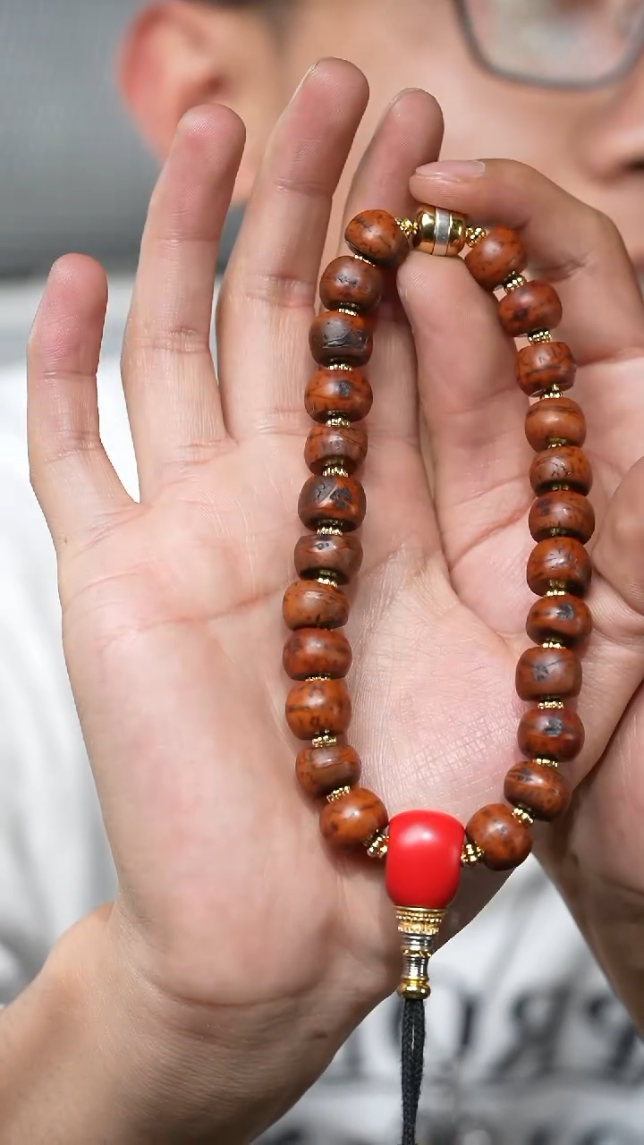 【闪购商品】老凤眼（多样性发货，发其一）