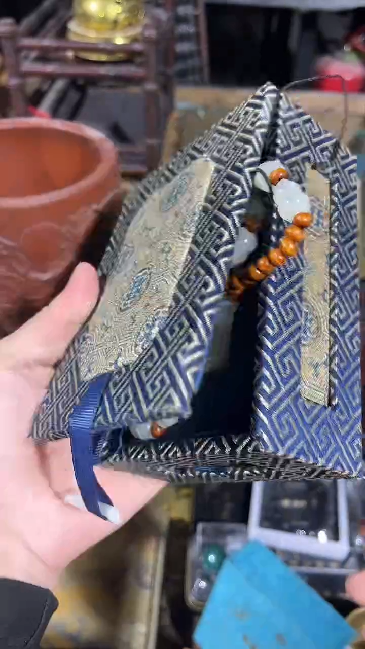 【闪购商品】滴血莲花菩提吊坠1
