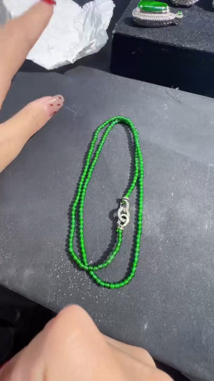 【闪购商品】定制翡翠未镶嵌小米珠商品多样性发货1