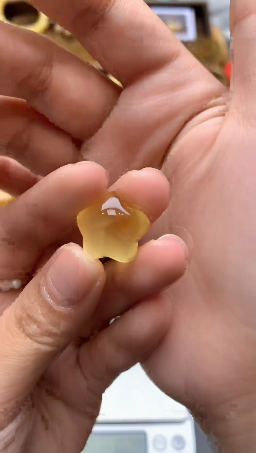 【闪购商品】琥珀珠宝奇石未镶嵌069蜜蜡花粉小坑有强迫症的不要拍