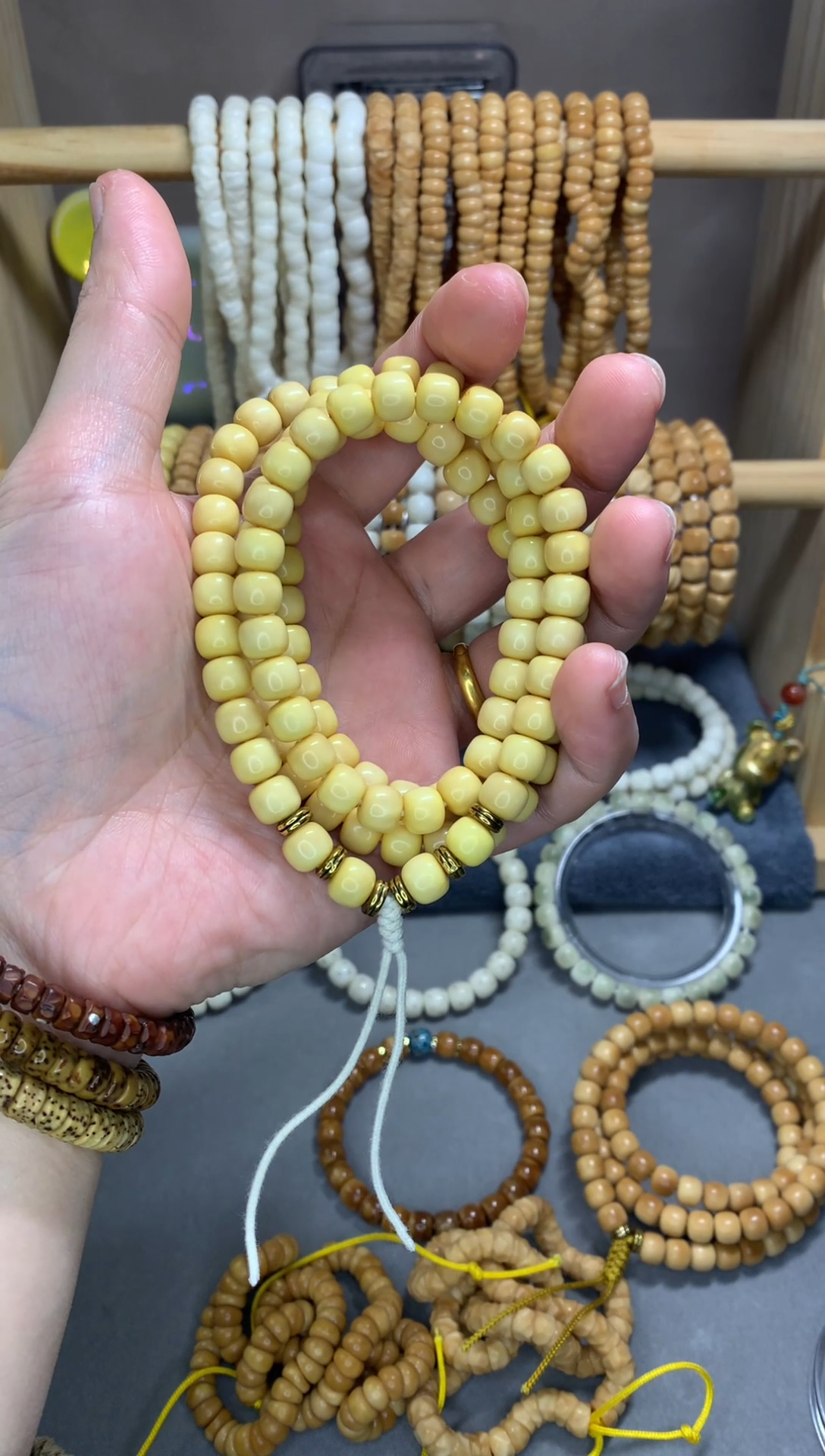 【闪购商品】龙眼菩提吊坠龙脊蜜蜡色87老型108脖挂