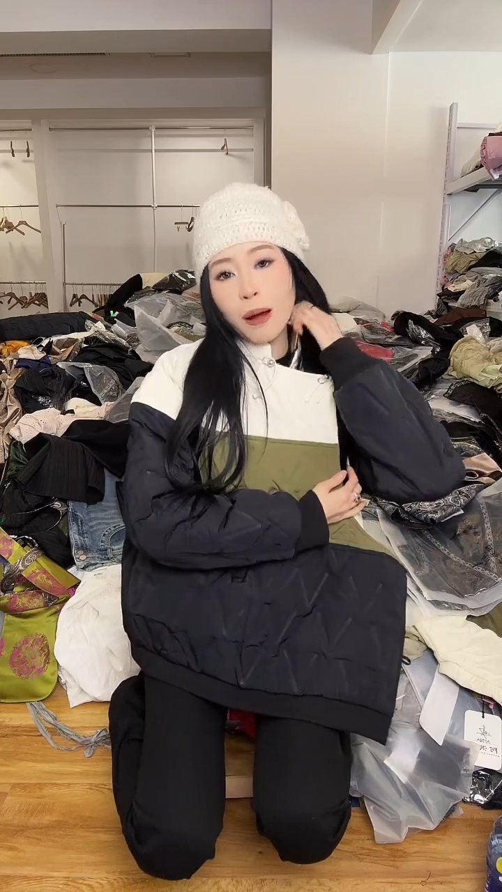 外套       M码        140斤