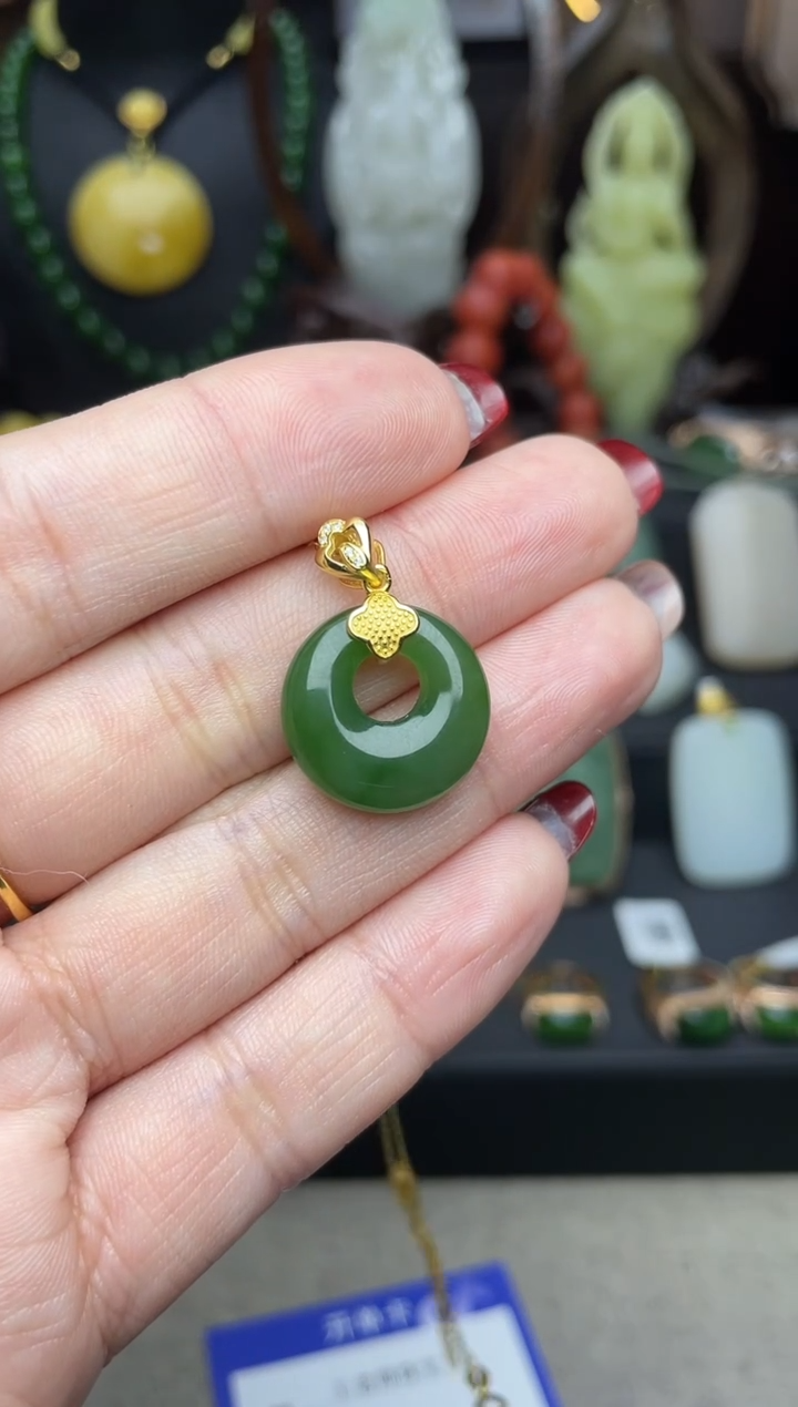 【闪购商品】和田玉颈饰银S925镶嵌吊坠a045