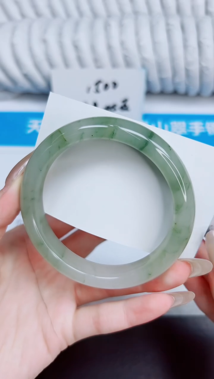 未镶嵌手镯石英质玉33/60.2
