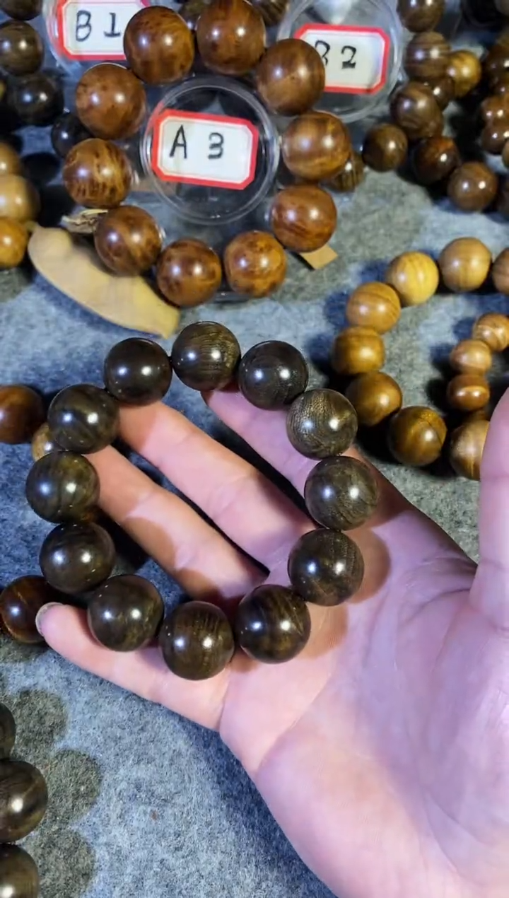 【闪购商品】金丝楠木雕【楠帝】小叶桢楠2.0阴沉木玻璃底