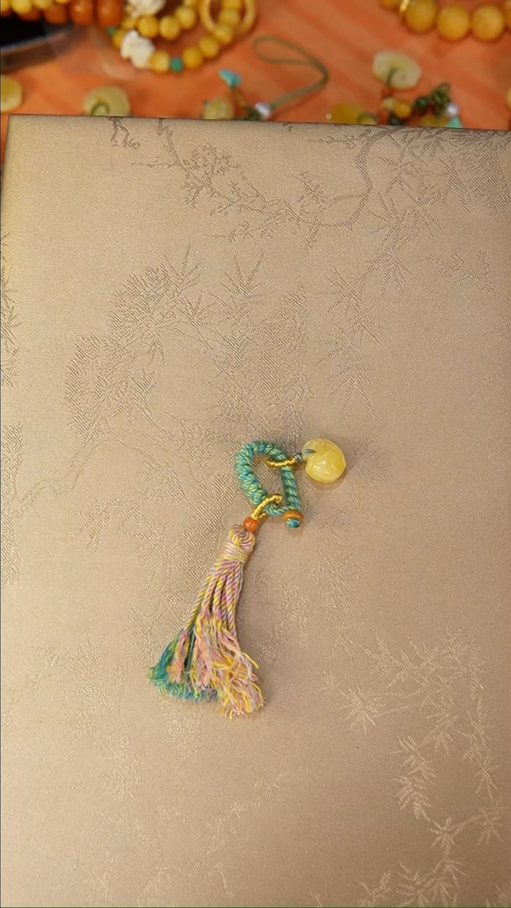 【闪购商品】琥珀吊坠(不含链)未镶嵌吊坠