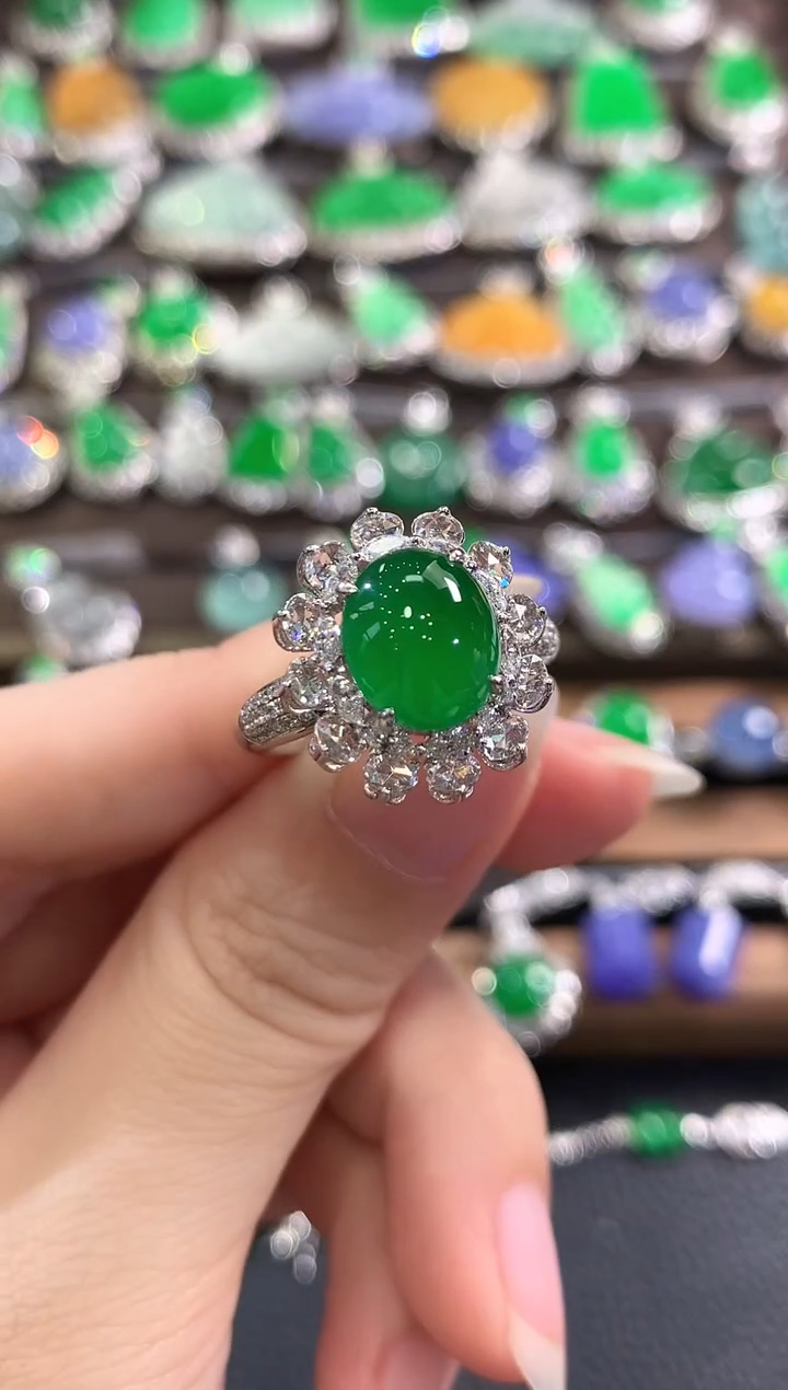 18K金镶嵌戒指翡翠d121