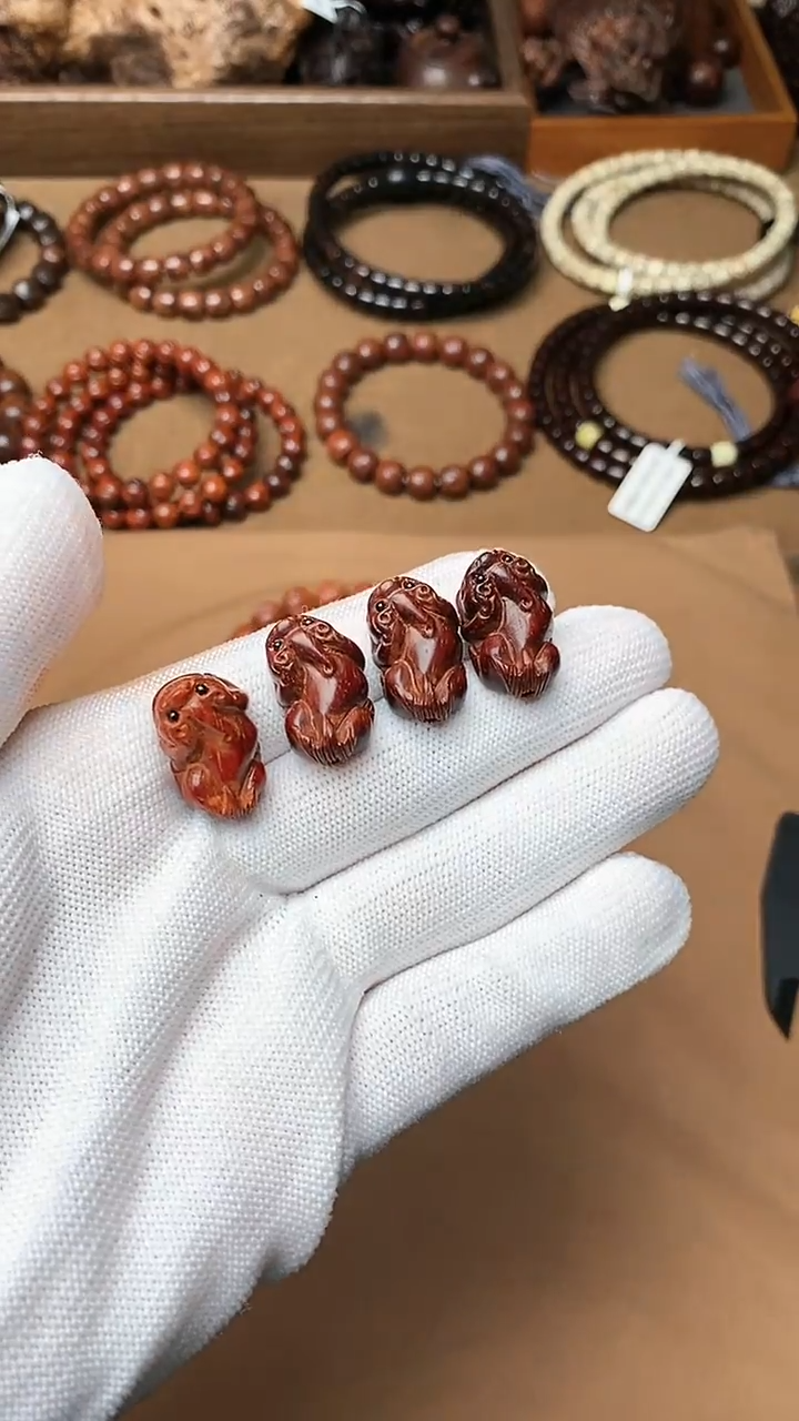 【闪购商品】檀香紫檀（小叶紫檀）2.3 貔貅 配饰 其一