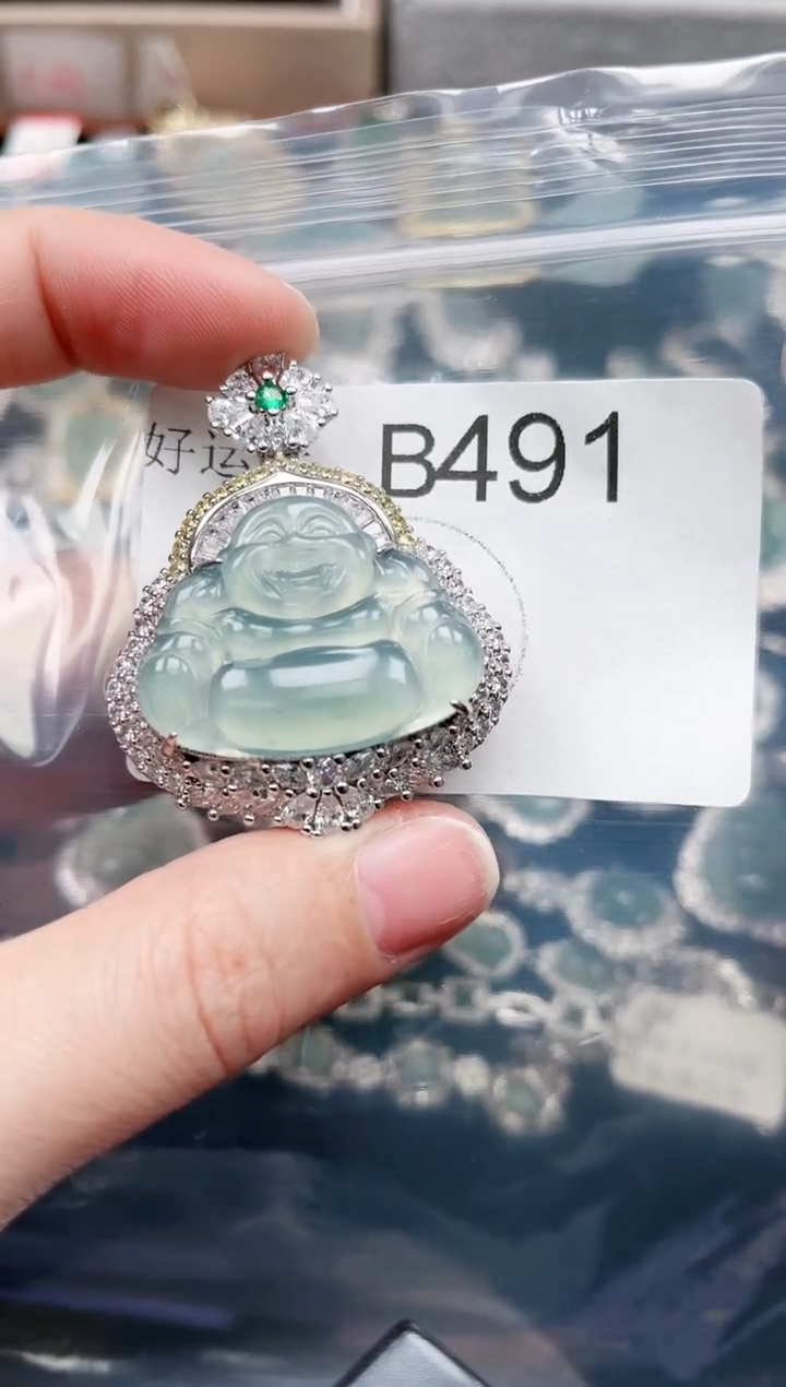 【闪购商品】翡翠颈饰未镶嵌491赠皮绳