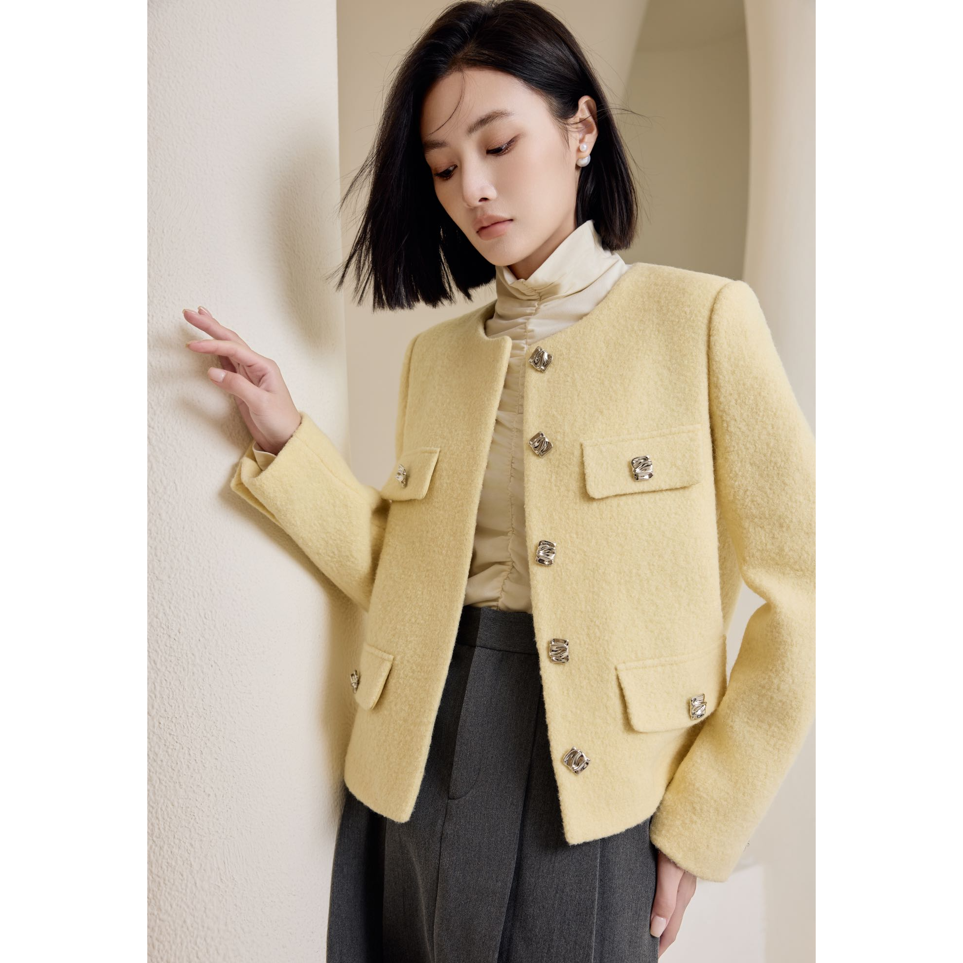 亿领小香风短外套气质女装W34816