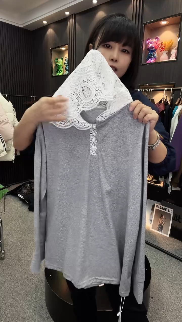 2569灰色帽衫---小码