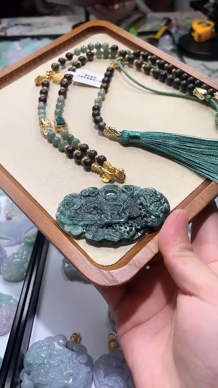 【闪购商品】翡翠颈饰未镶嵌吊坠