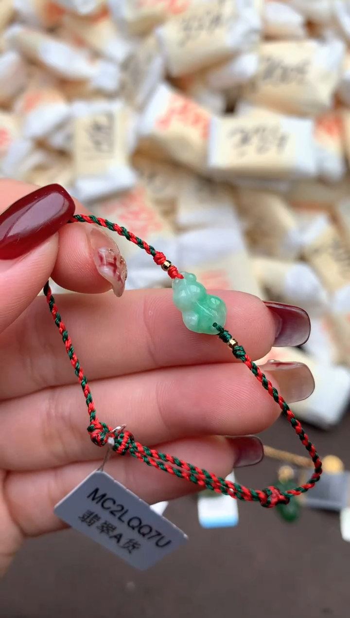 【闪购商品】翡翠手绳未镶嵌—