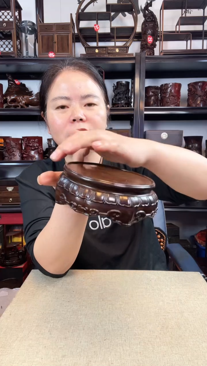 木整2老李红木工艺品