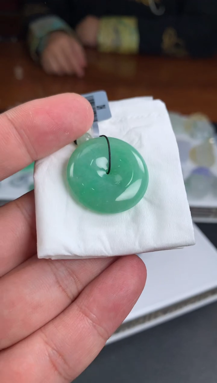 【闪购商品】定制翡翠未镶嵌翡翠