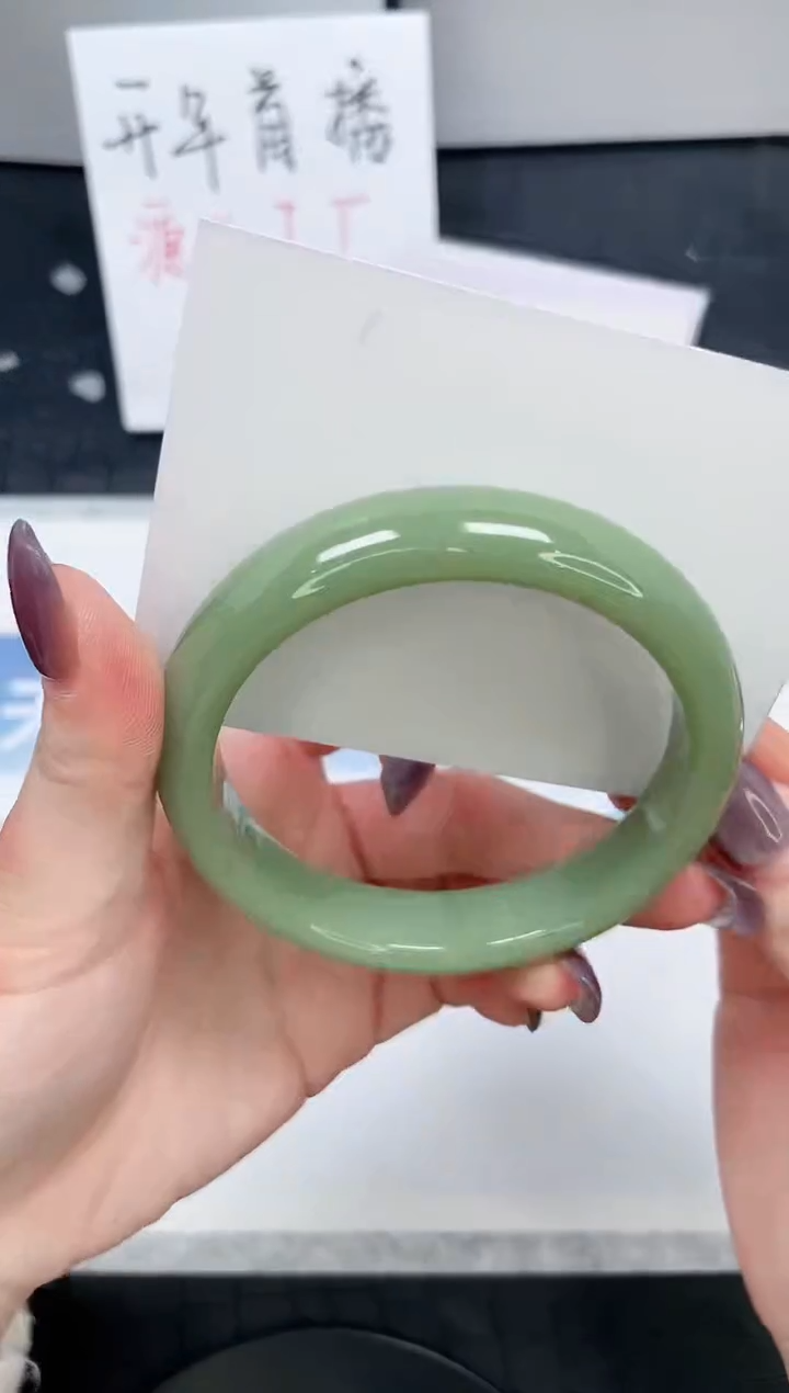 【闪购商品】石英质玉手镯未镶嵌425-60