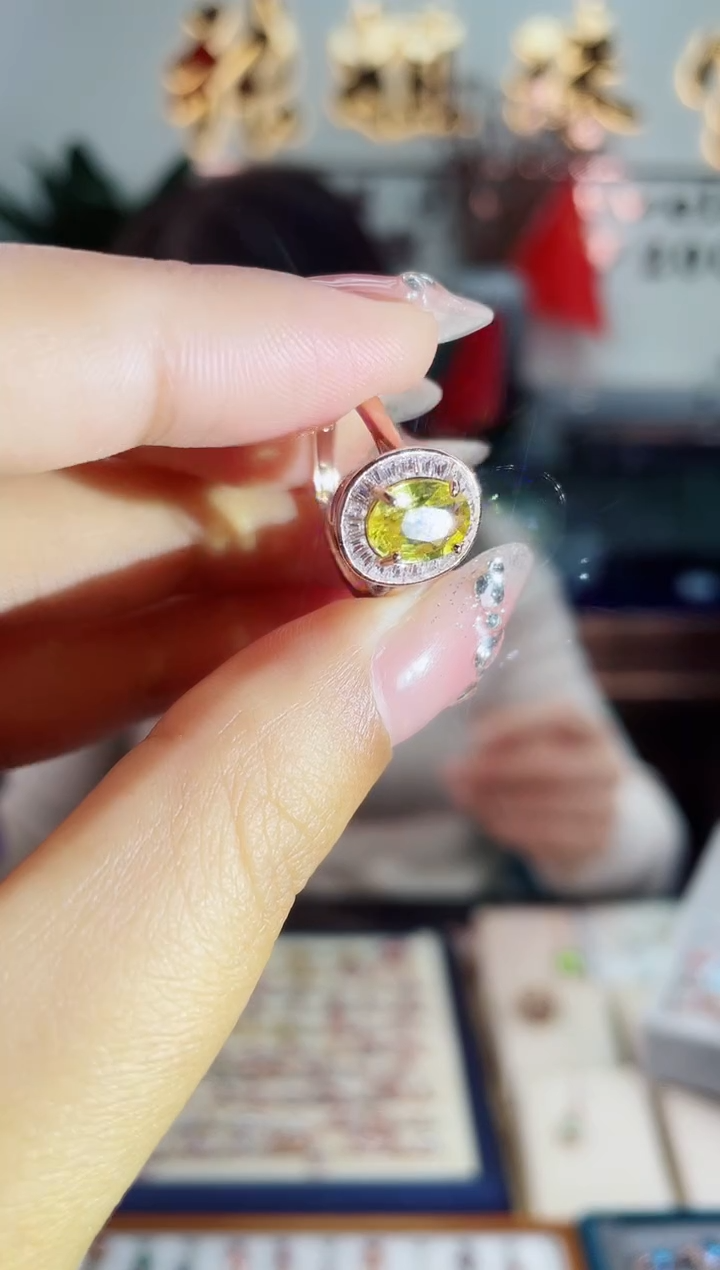 【闪购商品】彩色蓝宝石戒指银S925镶嵌戒指