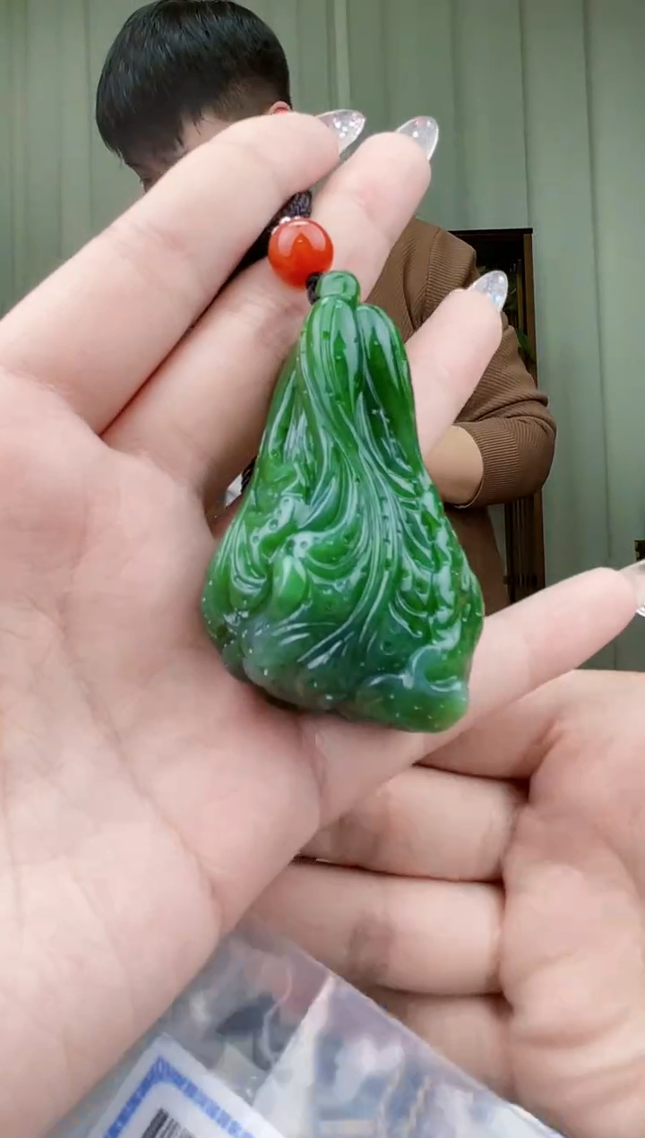 【闪购商品】和田玉挂件未镶嵌拍一发一，多样性发货！