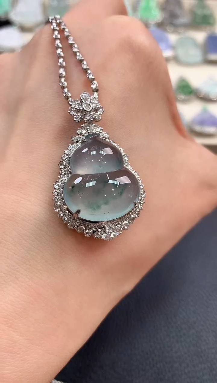 【闪购商品】翡翠吊坠(不含链)18K金镶嵌b179