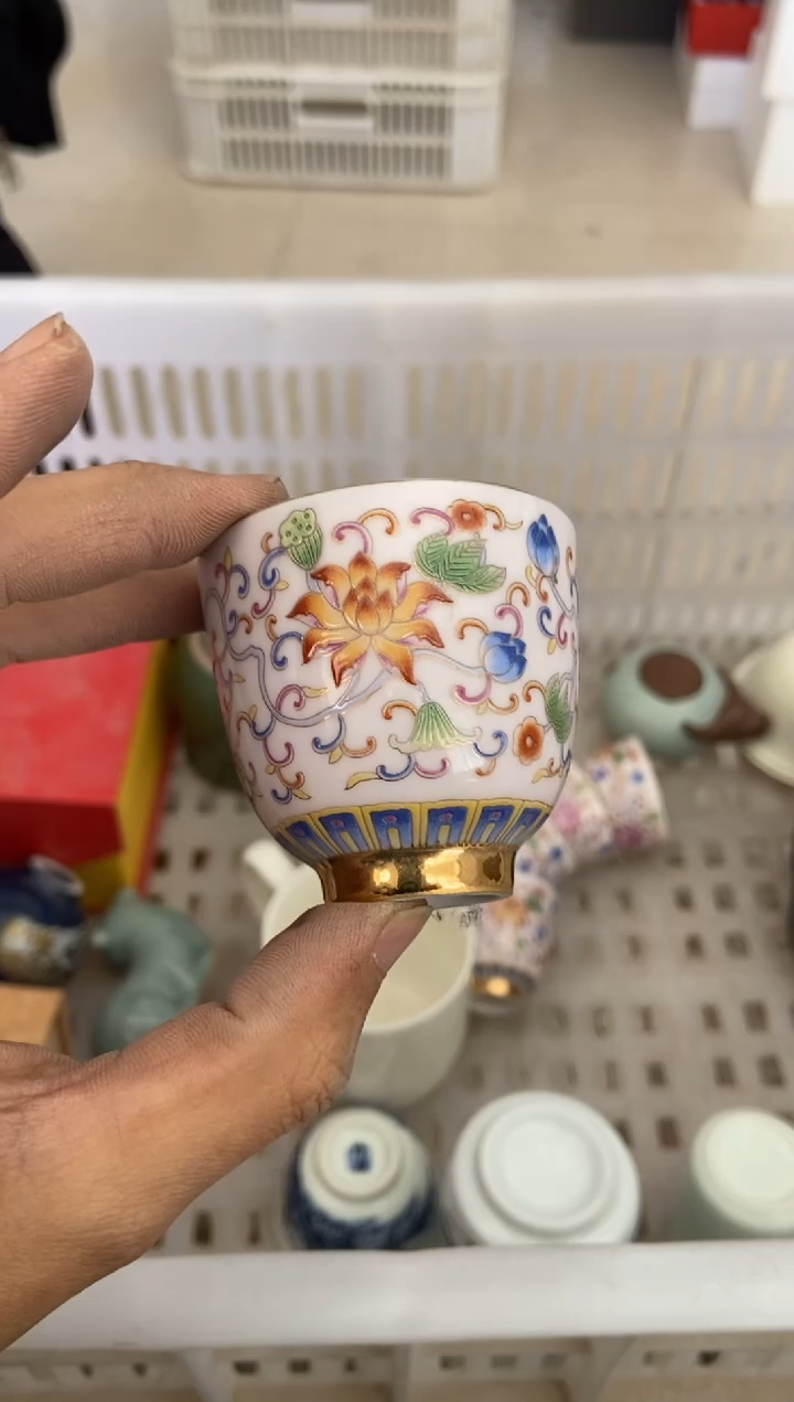 杯无运费险有瑕疵的摄影的产品有使用过的痕迹有点脏介意勿拍