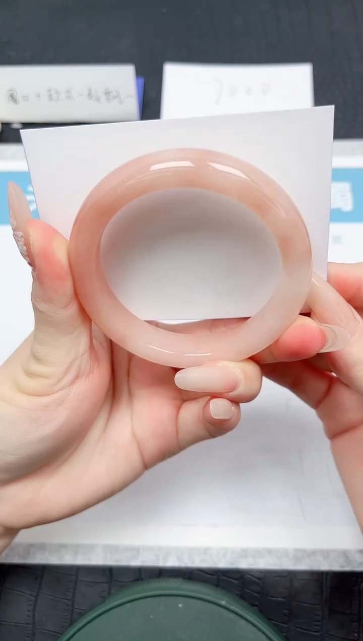 【闪购商品】石英质玉手镯未镶嵌33-56.1