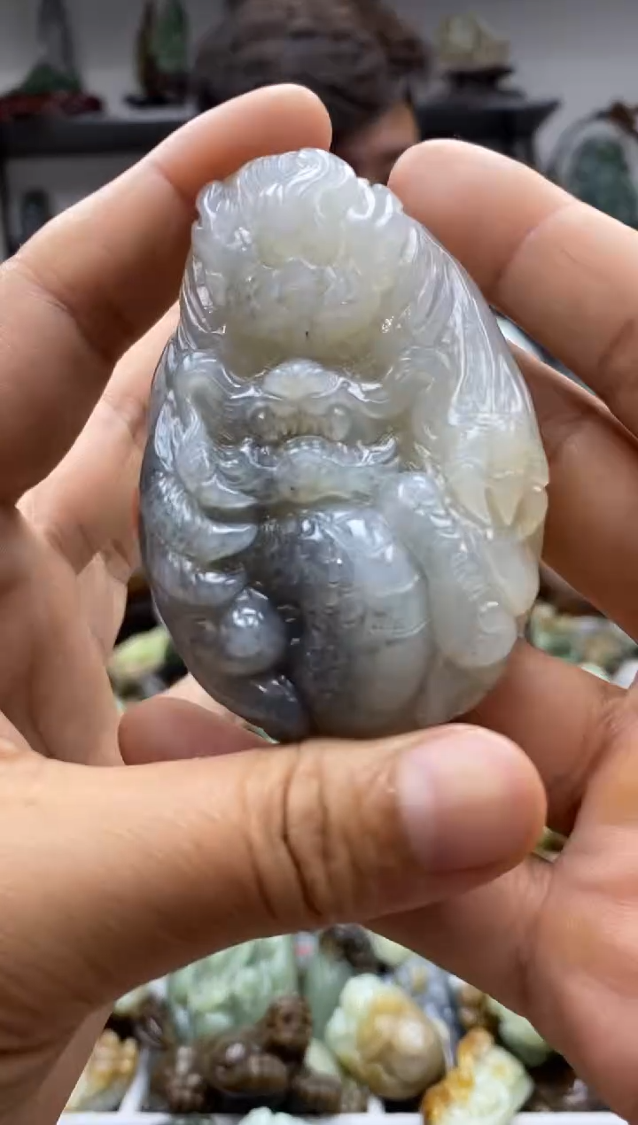 和田玉未镶嵌把件1