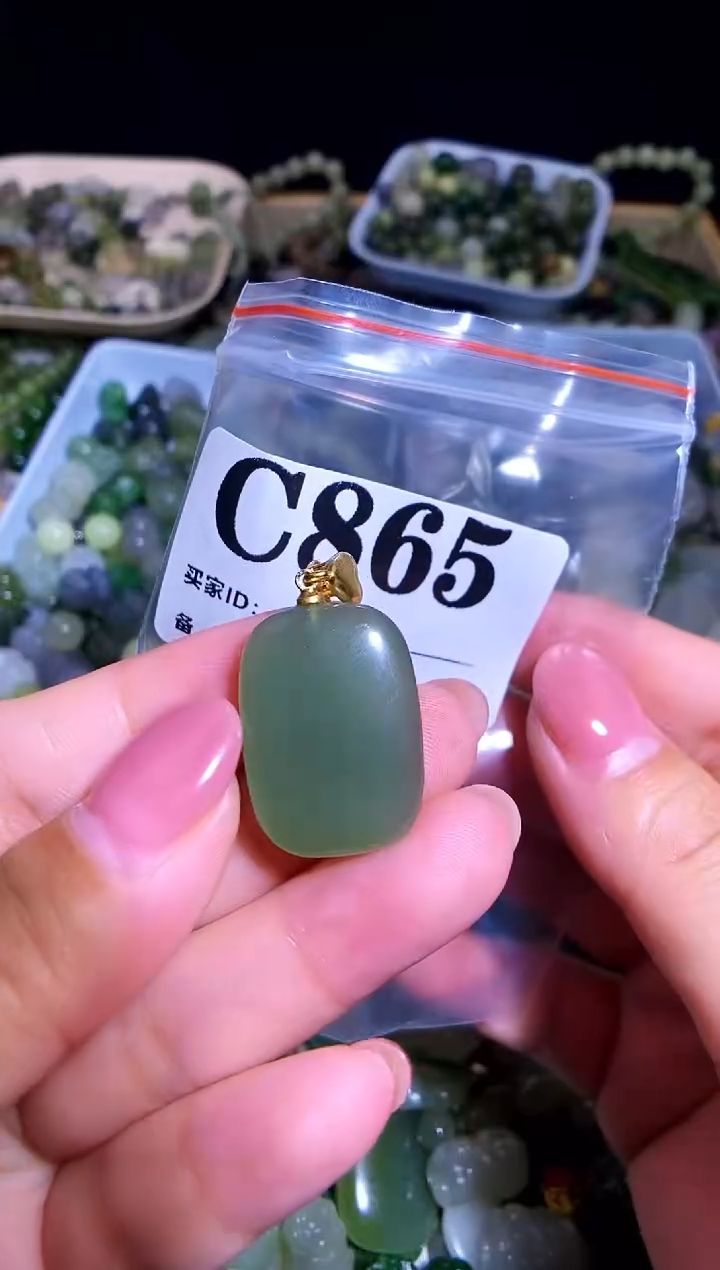 和田玉银S925镶嵌颈饰1