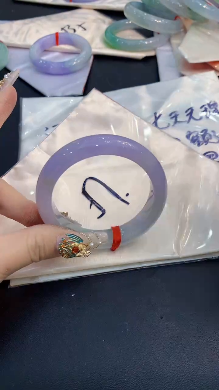 【闪购商品】翡翠手镯未镶嵌0867488187