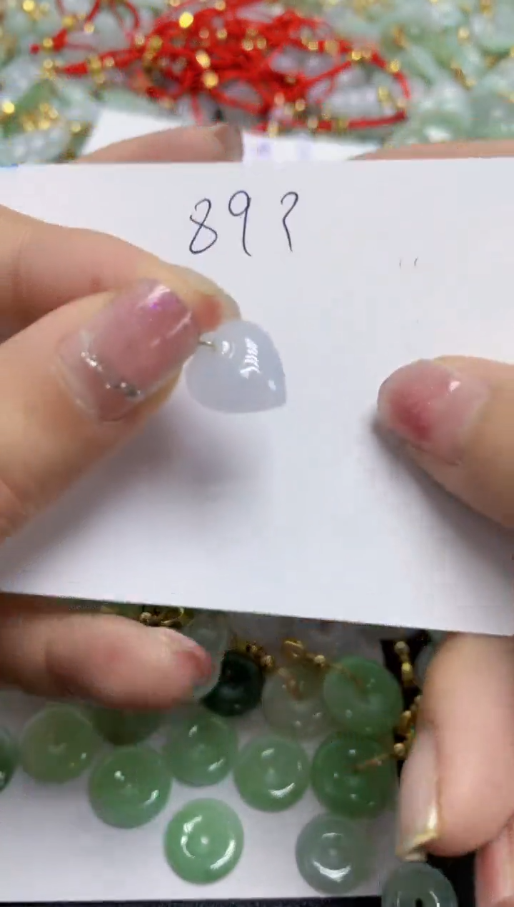 【闪购商品】翡翠颈饰合金天然翡翠A货