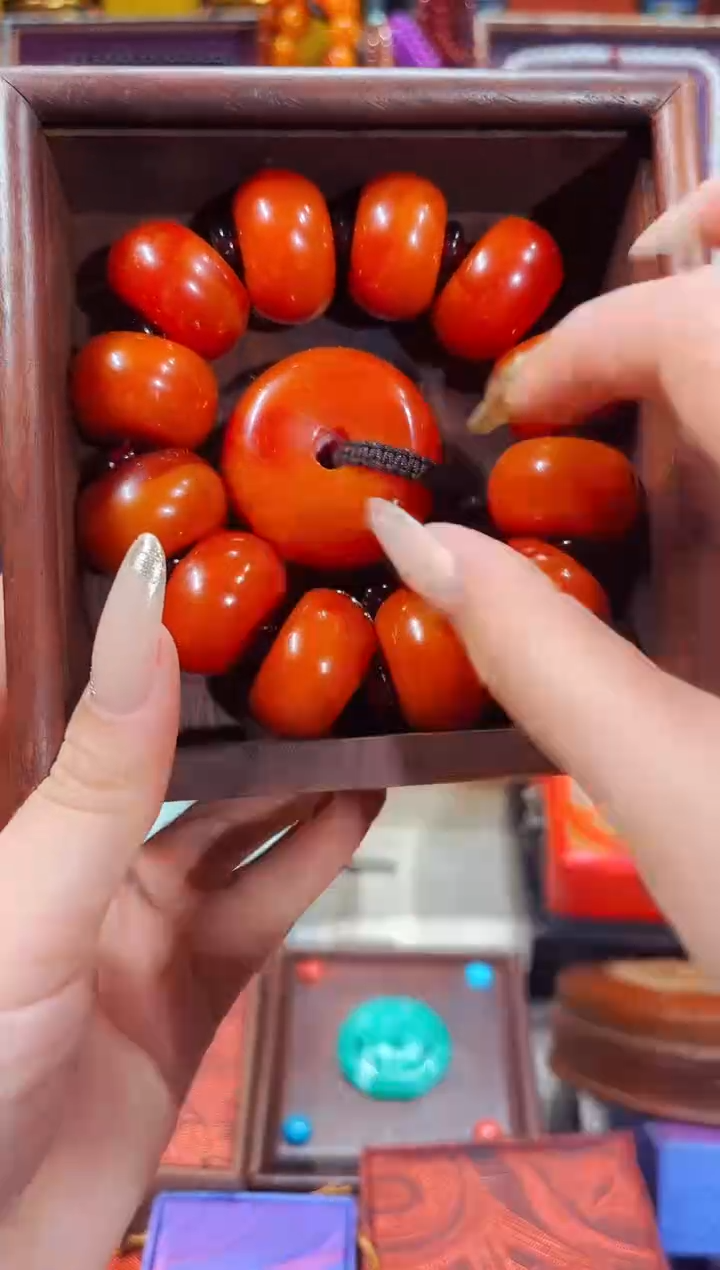 【闪购商品】蜜蜡颈饰未镶嵌年关将至，最后一场161