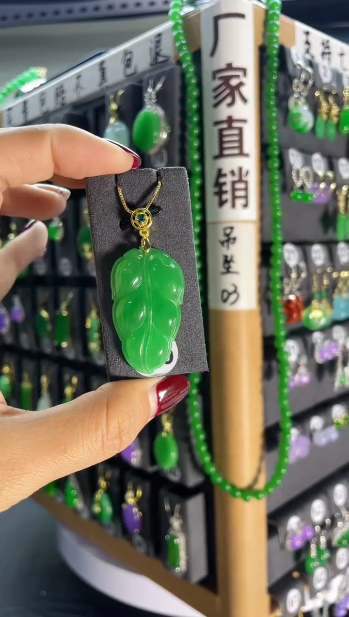 【闪购商品】翡翠耳饰银S925镶嵌216..