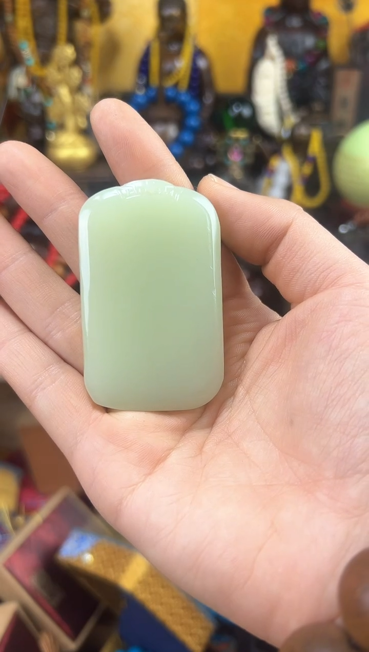 【闪购商品】和田玉（糖玉）挂件未镶嵌猪妹精品专属链接