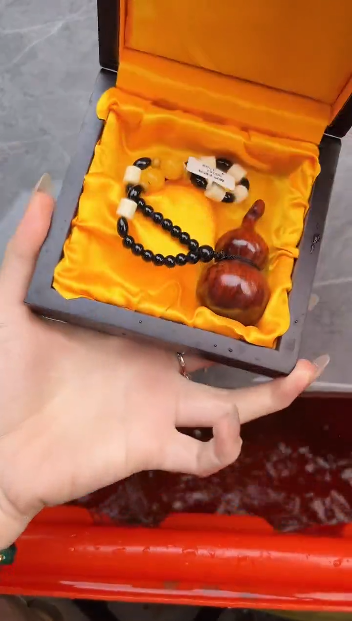 手串起越S精选手串（无礼盒）