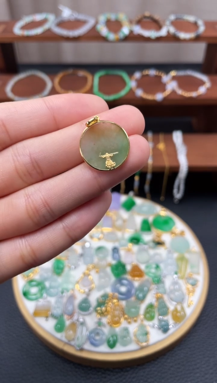 【闪购商品】翡翠吊坠(不含链)18K金镶嵌一个  JK429