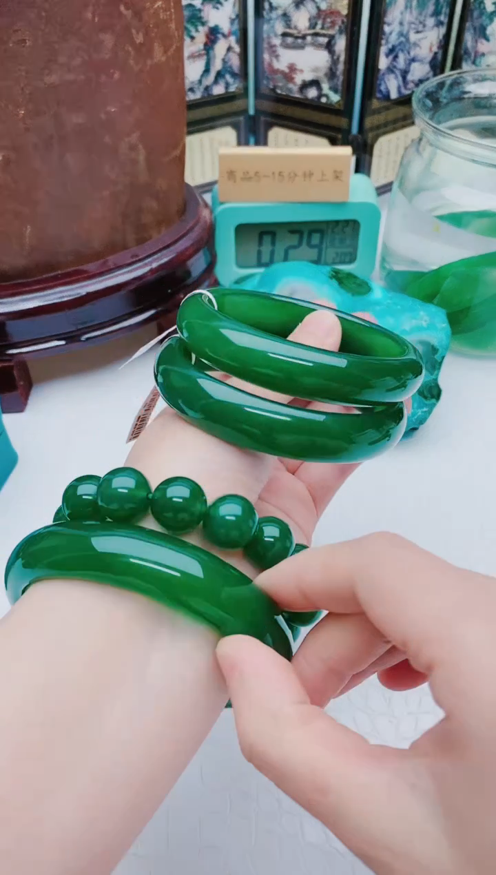 【闪购商品】玛瑙/玉髓手镯未镶嵌玛瑙手镯