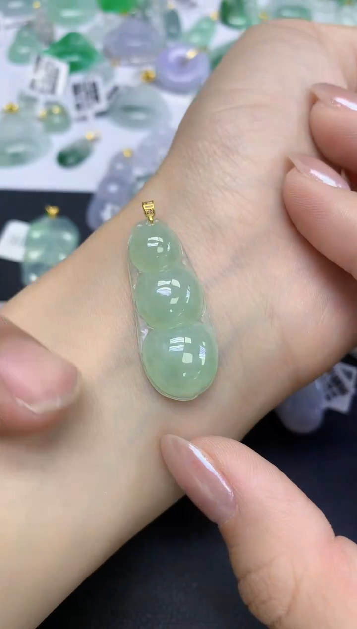 颈饰18K金镶嵌翡翠天然缅甸翡翠A货百元以上9元证书费自理