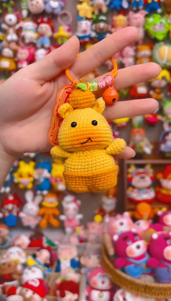 纯手工制作毛线钩织成品水豚噜噜